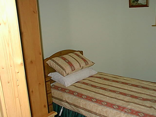 small bedroom 2